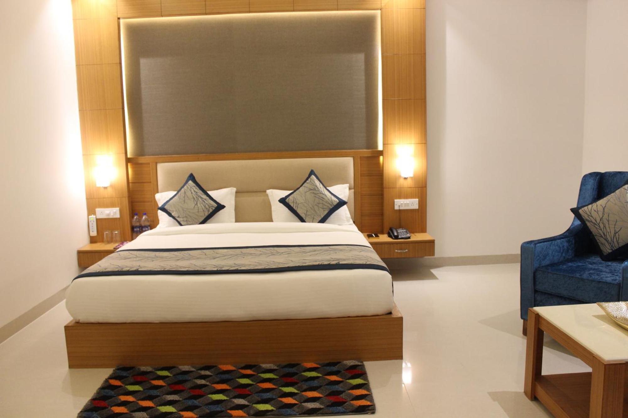 Hotel Transit International- Aerocity Delhi Airport New Delhi Buitenkant foto