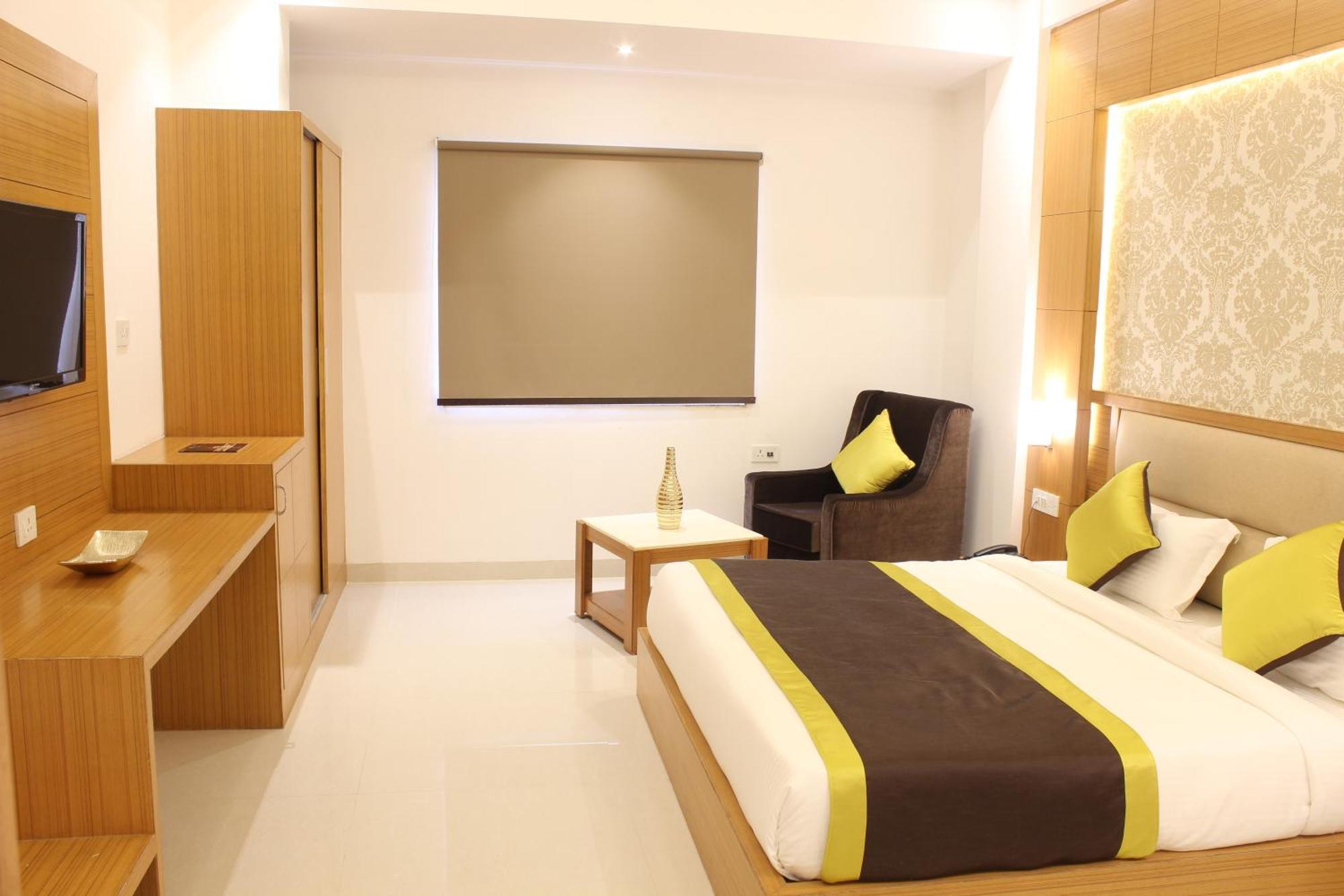 Hotel Transit International- Aerocity Delhi Airport New Delhi Buitenkant foto