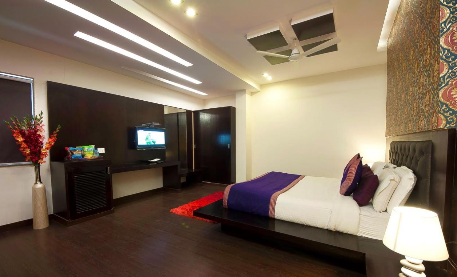Hotel Transit International- Aerocity Delhi Airport New Delhi Buitenkant foto