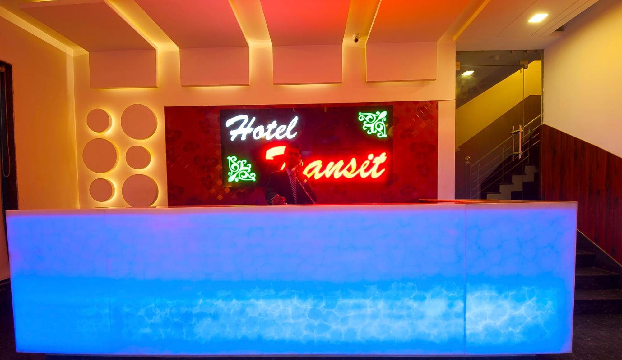 Hotel Transit International- Aerocity Delhi Airport New Delhi Buitenkant foto